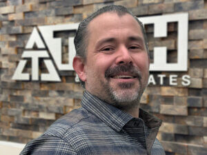 Toth & Associates welcomes Chris DesLauriers as Civil Engineer Project Manager in Portland, OR